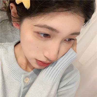 夏日午后的初缠爱恋